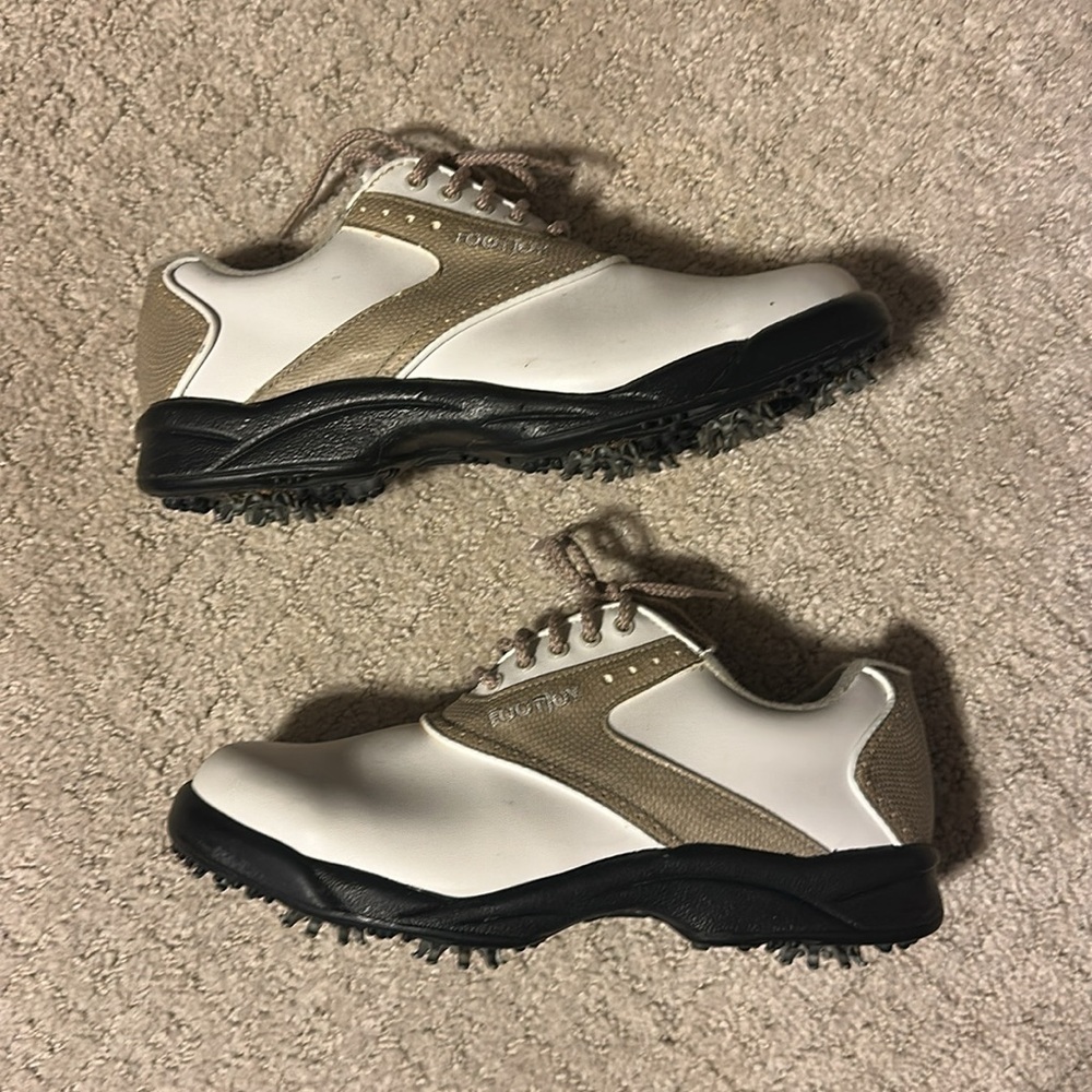 Footjoy Women’s Golf Cleats Size 6.5